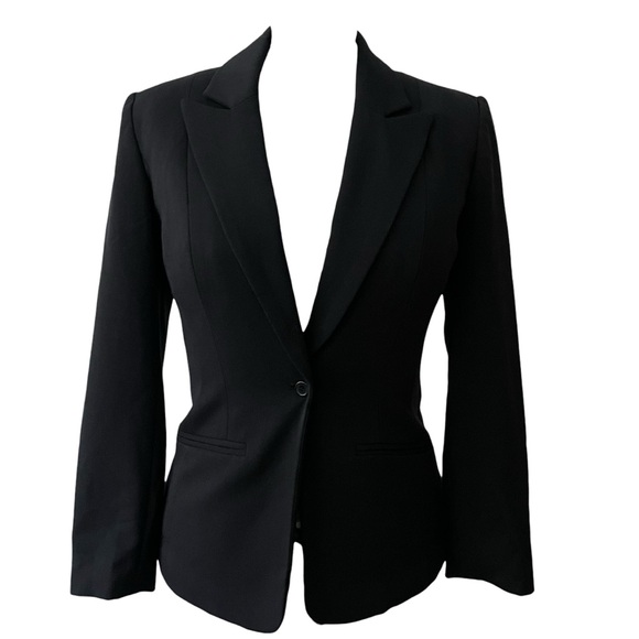 Boutique Europa Jackets & Blazers - Boutique Europe classic single breasted black Women's Blazer lined Sz: 4 NEW